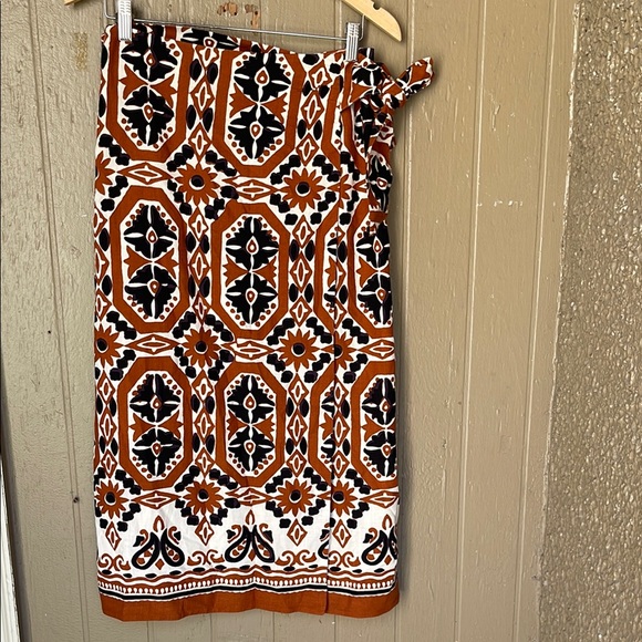 Sezane Dresses & Skirts - Sezane  printed skirt